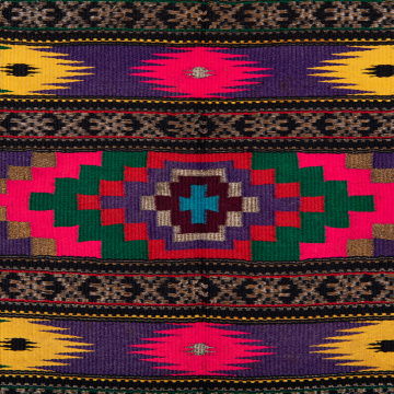 Zapaska (apron) with star-shaped trim