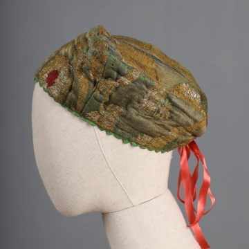 Brocade ochipok (women's headdress)