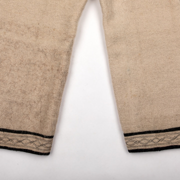 Pants made of white cloth
