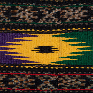 Zapaska (apron) with star-shaped trim