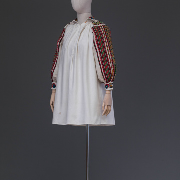 Women's woven and embroidered shirt