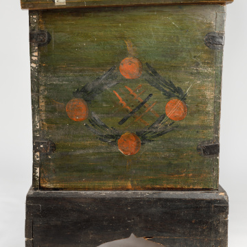 Painted chest