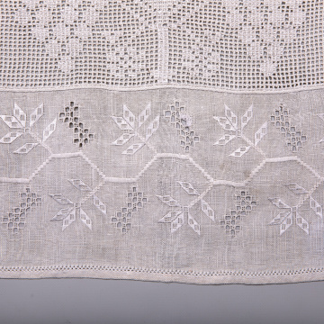 Embroidered rushnyk (towel)