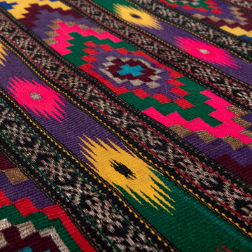 Zapaska (apron) with star-shaped trim