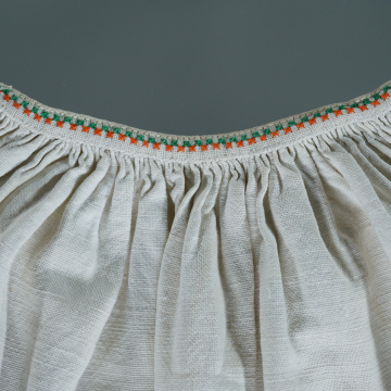 Children's embroidered shirt