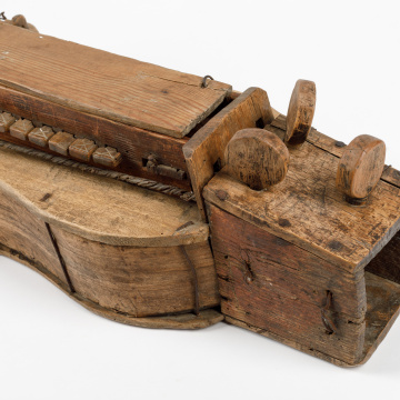 Blind performers' lira kolisna 'slipetska' (hurdy-gurdy)