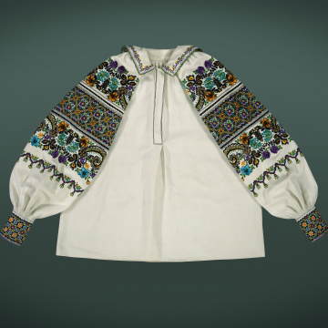 Women's embroidered shirt