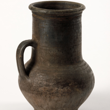 Jug (hlek) with a handle